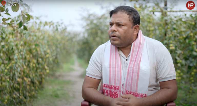 असम के चिरांग जिले के किसान अकबर अली