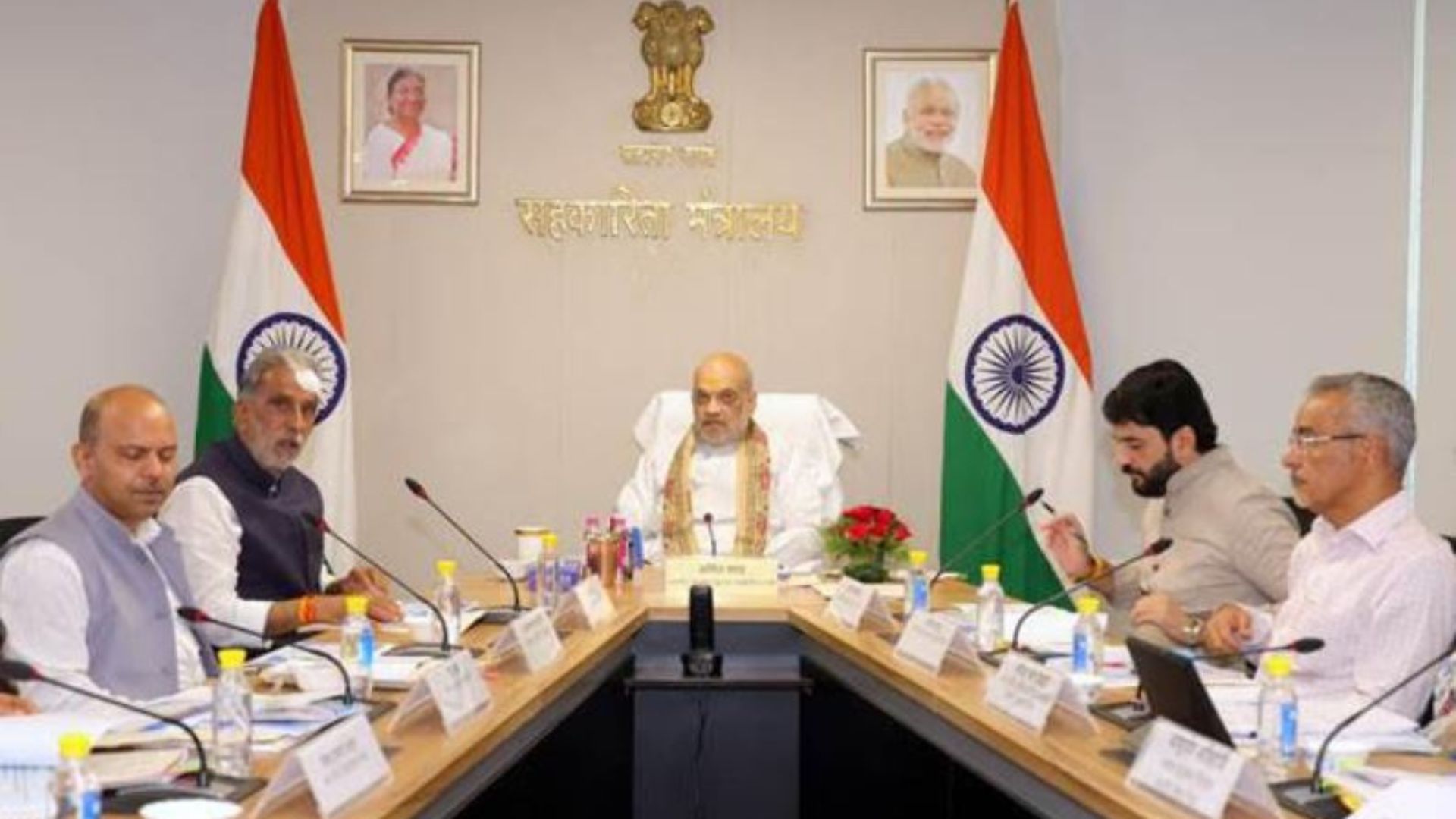 सहकारिता मंत्री