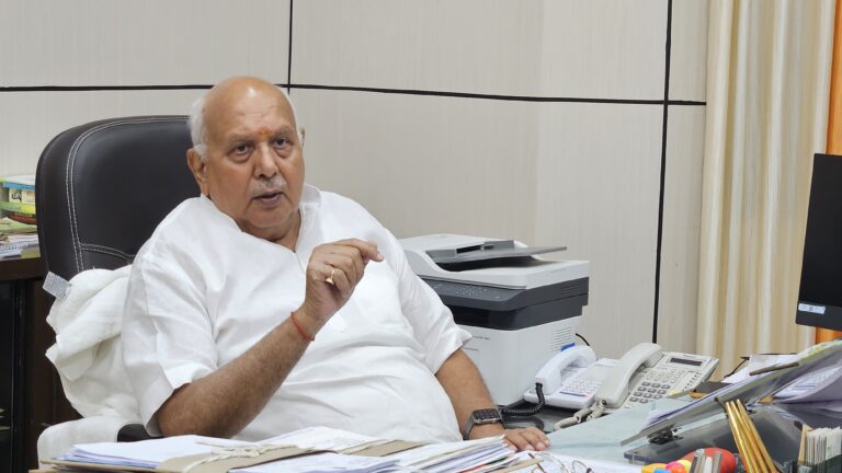 कृषि मंत्री सूर्य प्रताप शाही