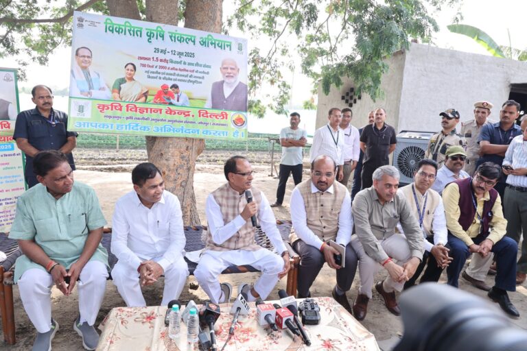 कृषि मंत्री शिवराज सिंह चौहान