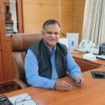 राज्य में यूरिया और डीएपी की कोई कमी नहीं, यूपी के मुख्य सचिव मनोज कुमार ने स्कूल विलय पर ये कहा