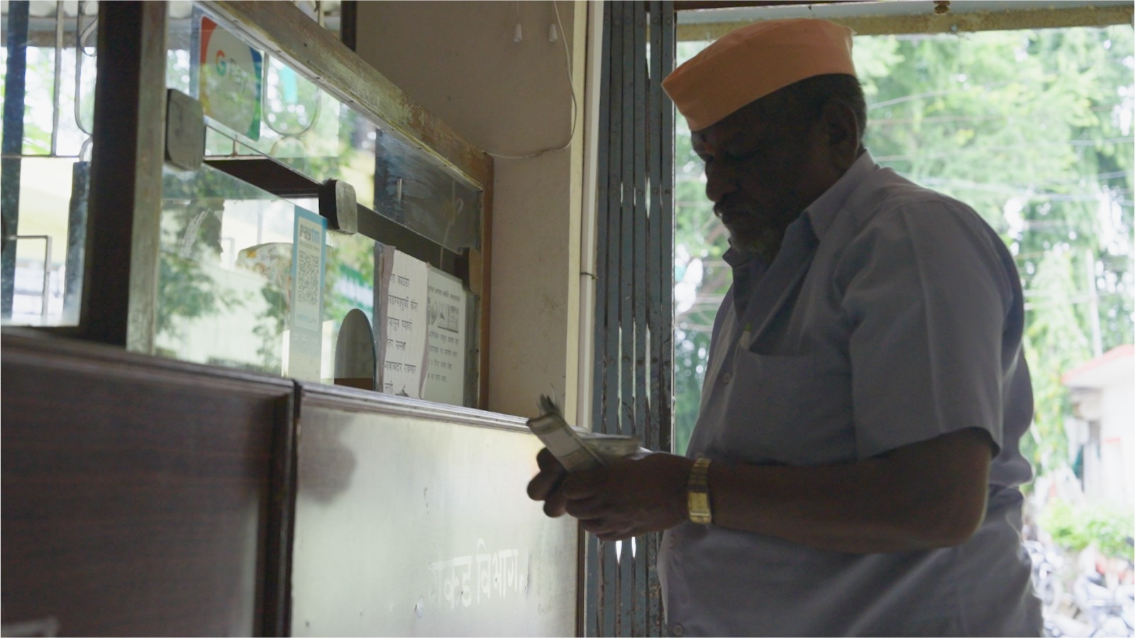 कृषि मंत्री शिवराज सिंह चौहान राजस्थान ने झुंझुनूं से किसानों के खाते में प्रधानमंत्री फसल बीमा योजना के तहत रबी की फसल के बीमा क्लेम की पहली किस्त ट्रांसफसर की।