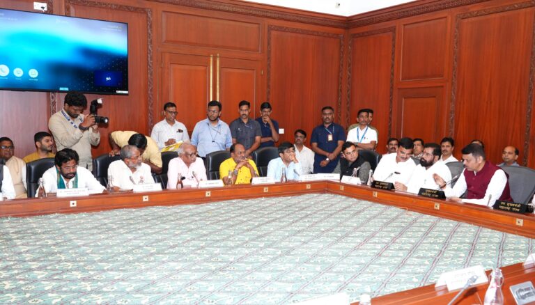 महाराष्ट्र में किसानों के कर्ज माफी की तैयारी